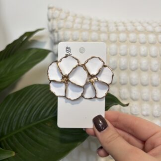 Kolczyki - średnie kwiaty